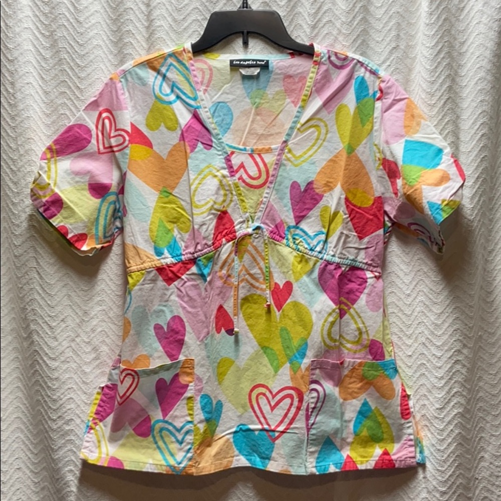 Los Angeles Rose size XL scrub Top